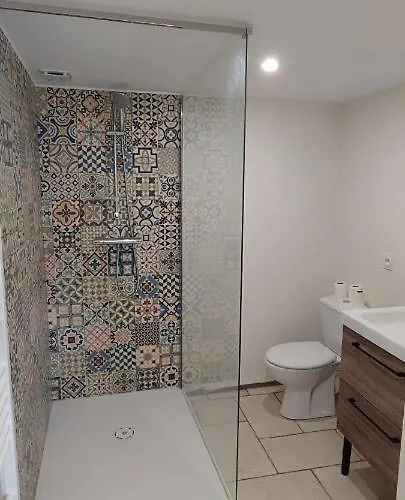 La Couze Pavin Casa de Férias *